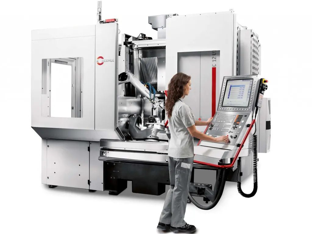 Hermle automatiseert compacte vijfasser featured image