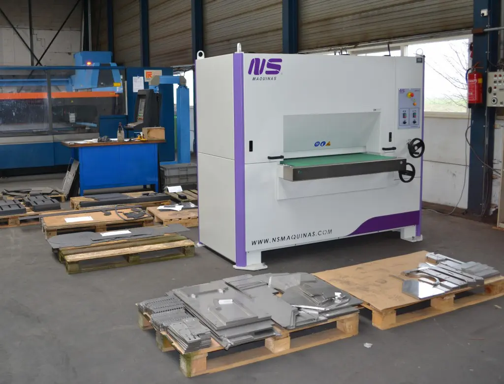 Foekema rondt plaatkanten af met machine NS Maquinas featured image