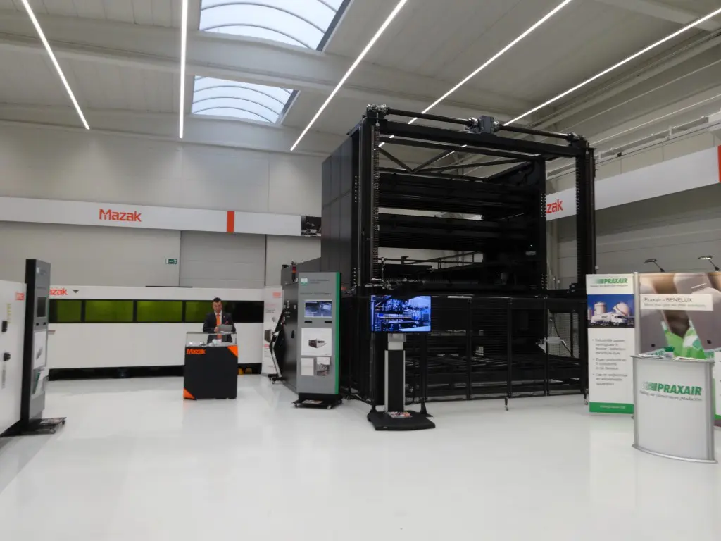 Acht machines live bij open huis Mazak featured image