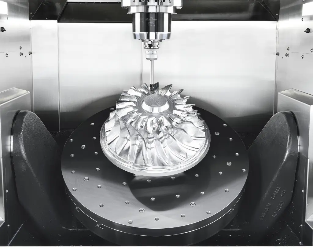 Het vijfassige LU-800 bewerkingscentrum van Litz heeft een draaizwenktafel met een diameter van 800 mm (foto: Dormac)