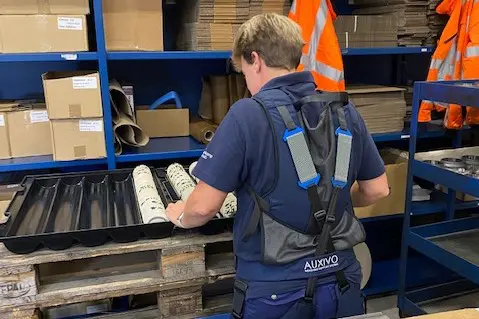 Exoskelet en cobot verlichten werk featured image