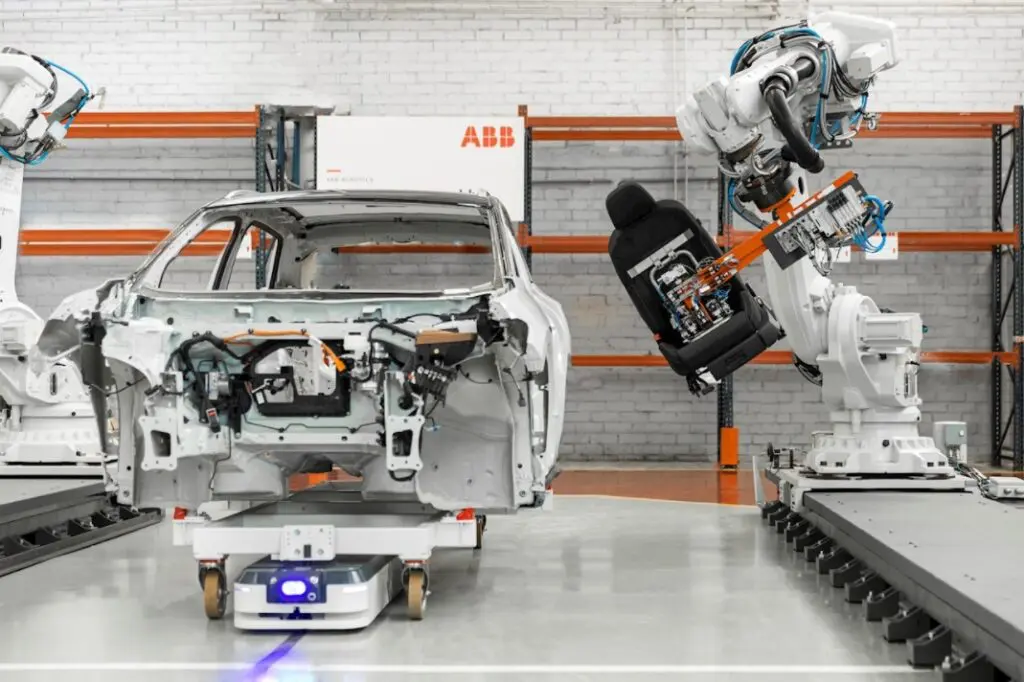 ABB neemt Asti (autonome mobiele robots) over featured image