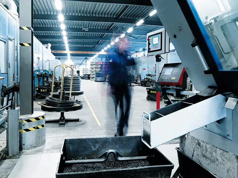 De Wit wil productie stalen nagels verplaatsen featured image